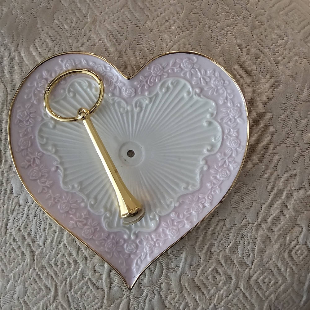 Lenox's heart-shaped candy dish
